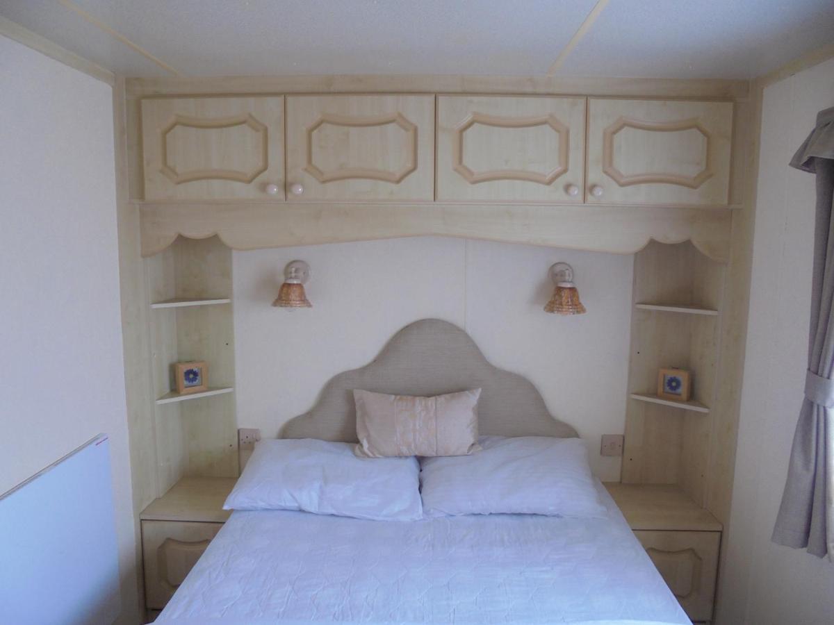 Appartement 7 Berth On Coral Beach Granada II à Ingoldmells Extérieur photo